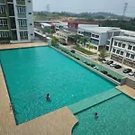 M Cosy Homestay